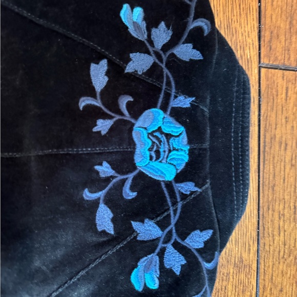 Lucky Brand Black Blazer with Blue Floral Design - Picture 9 of 9